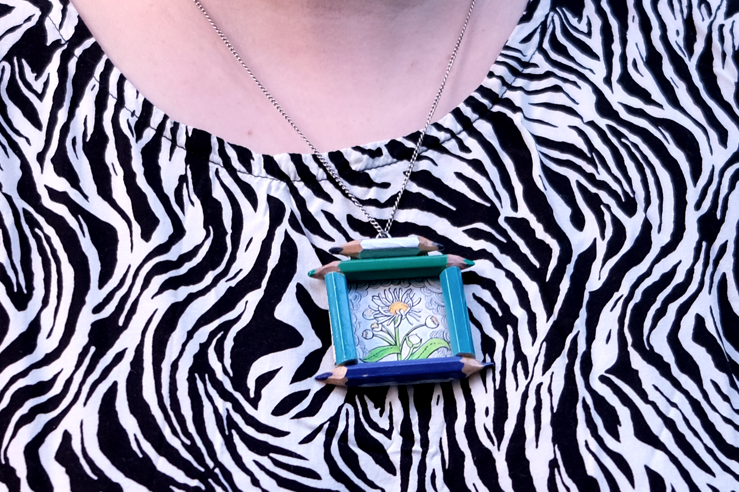 "Brave Delight": Tiny White Flower in Blue and Silver v.2