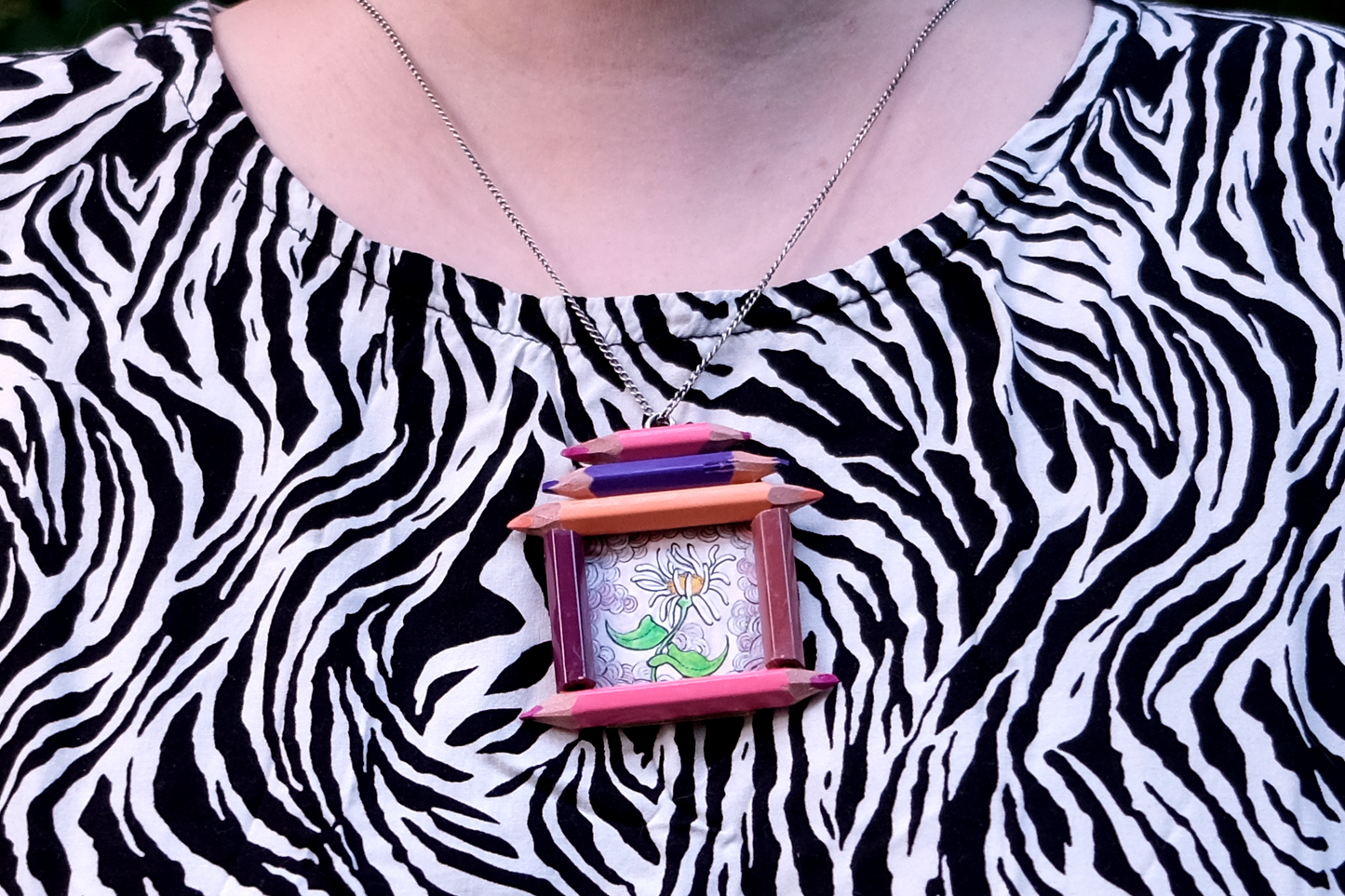 "Brave Delight": Tiny White Flower in Pink and Brown